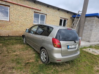 Toyota Corola verso 2002