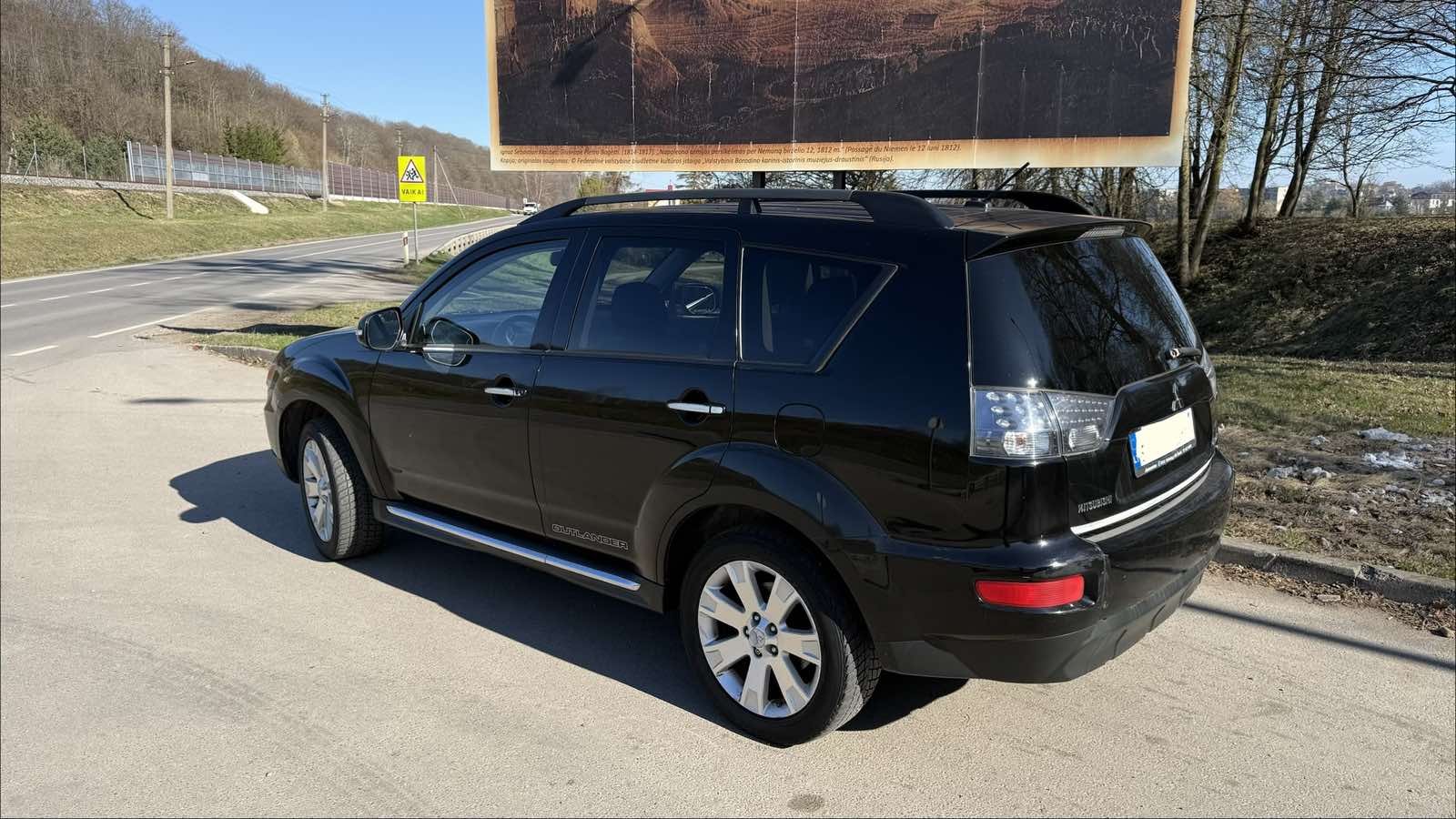 Mitsubishi  Outlander  2013