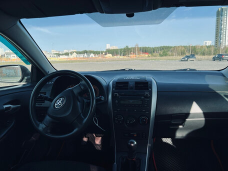 Toyota  Corolla  2009