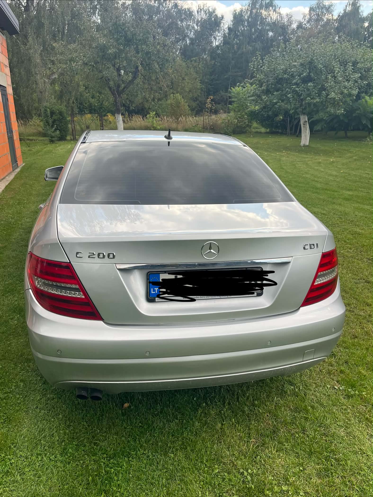 Mercedes Benz W204 2011
