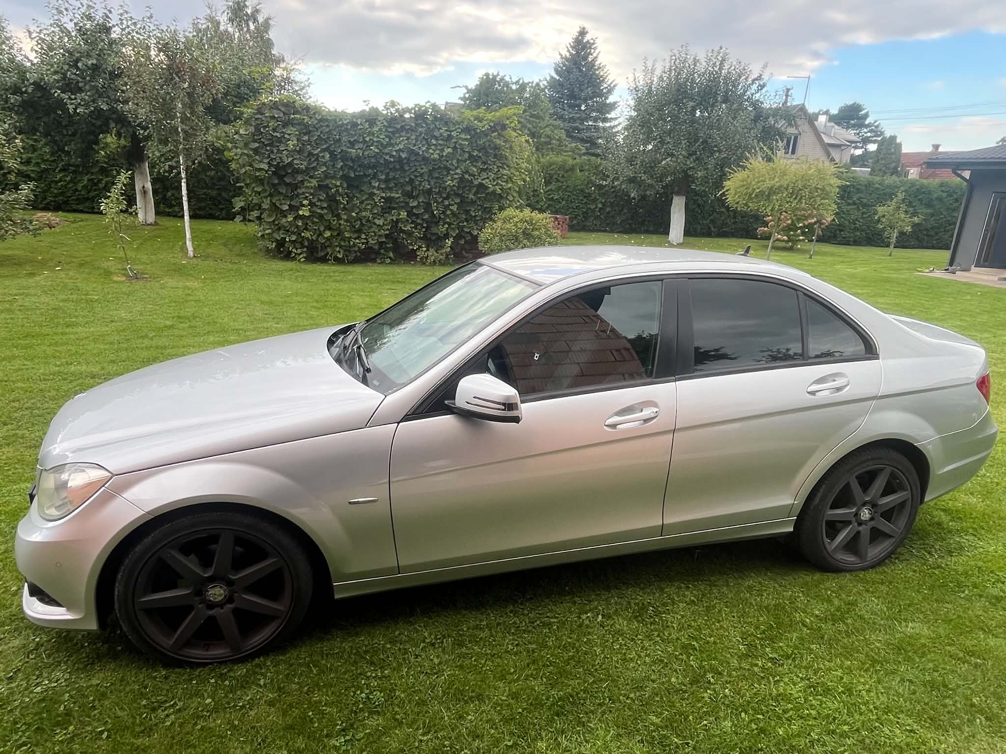 Mercedes Benz W204 2011