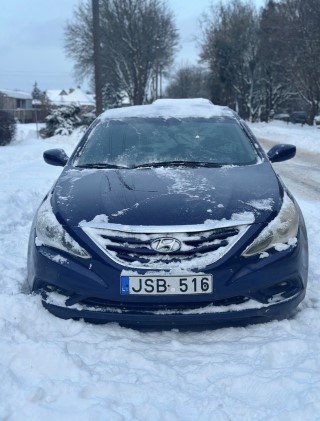 Hyundai Sonata 2011