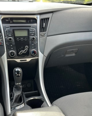 Hyundai Sonata 2011