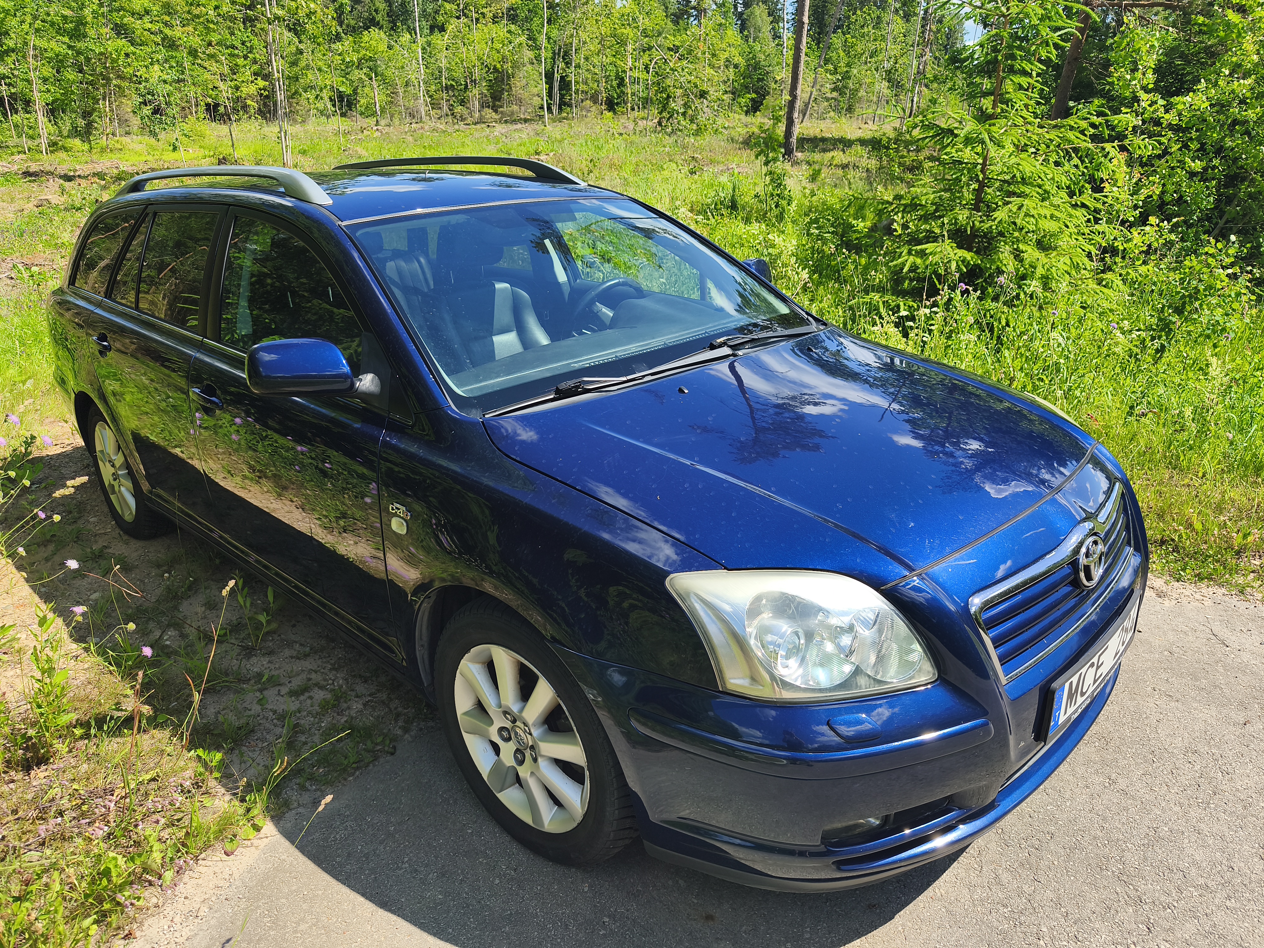 Toyota  Avensis  2005