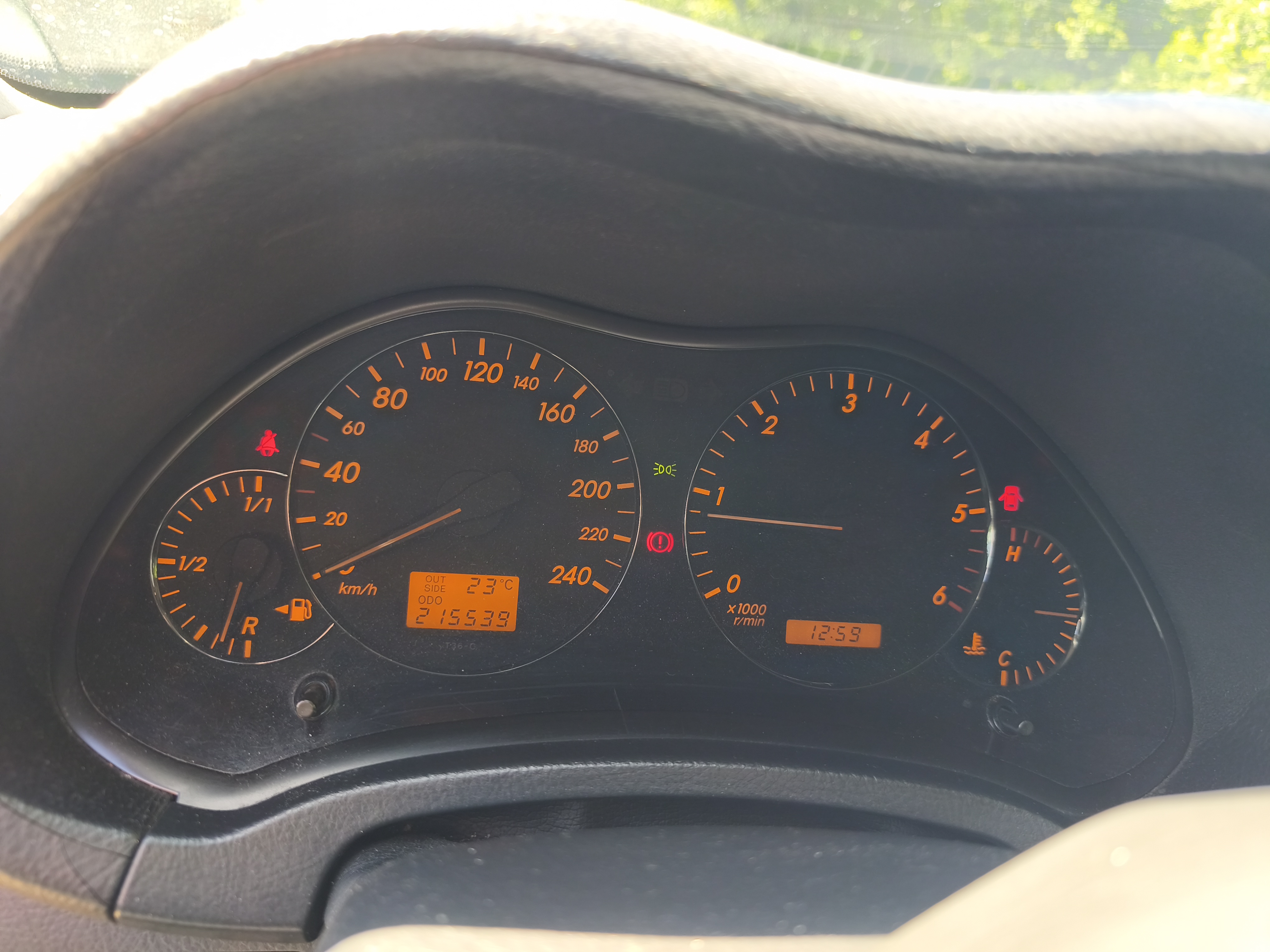 Toyota  Avensis  2005