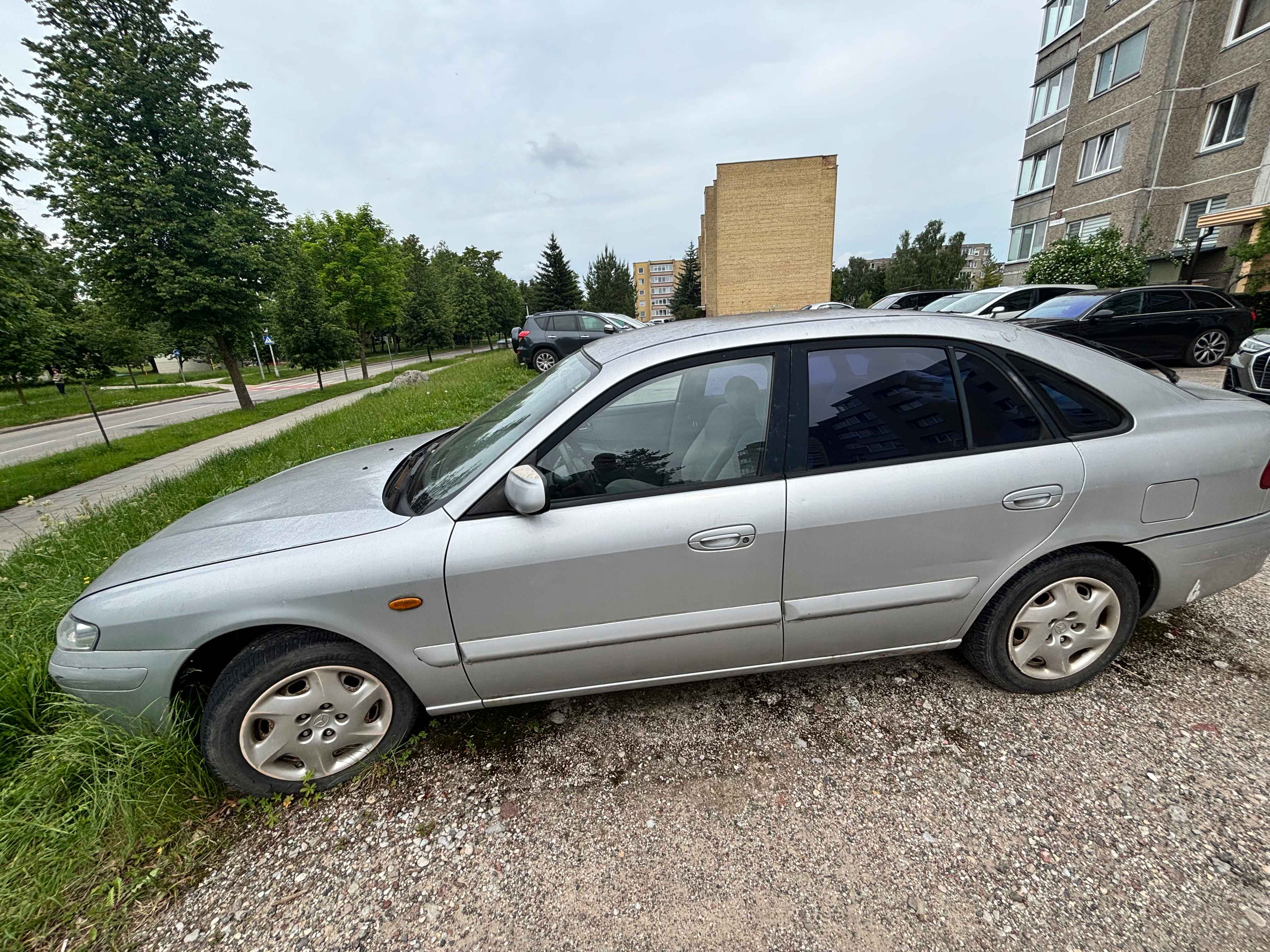 mazda 626 2000