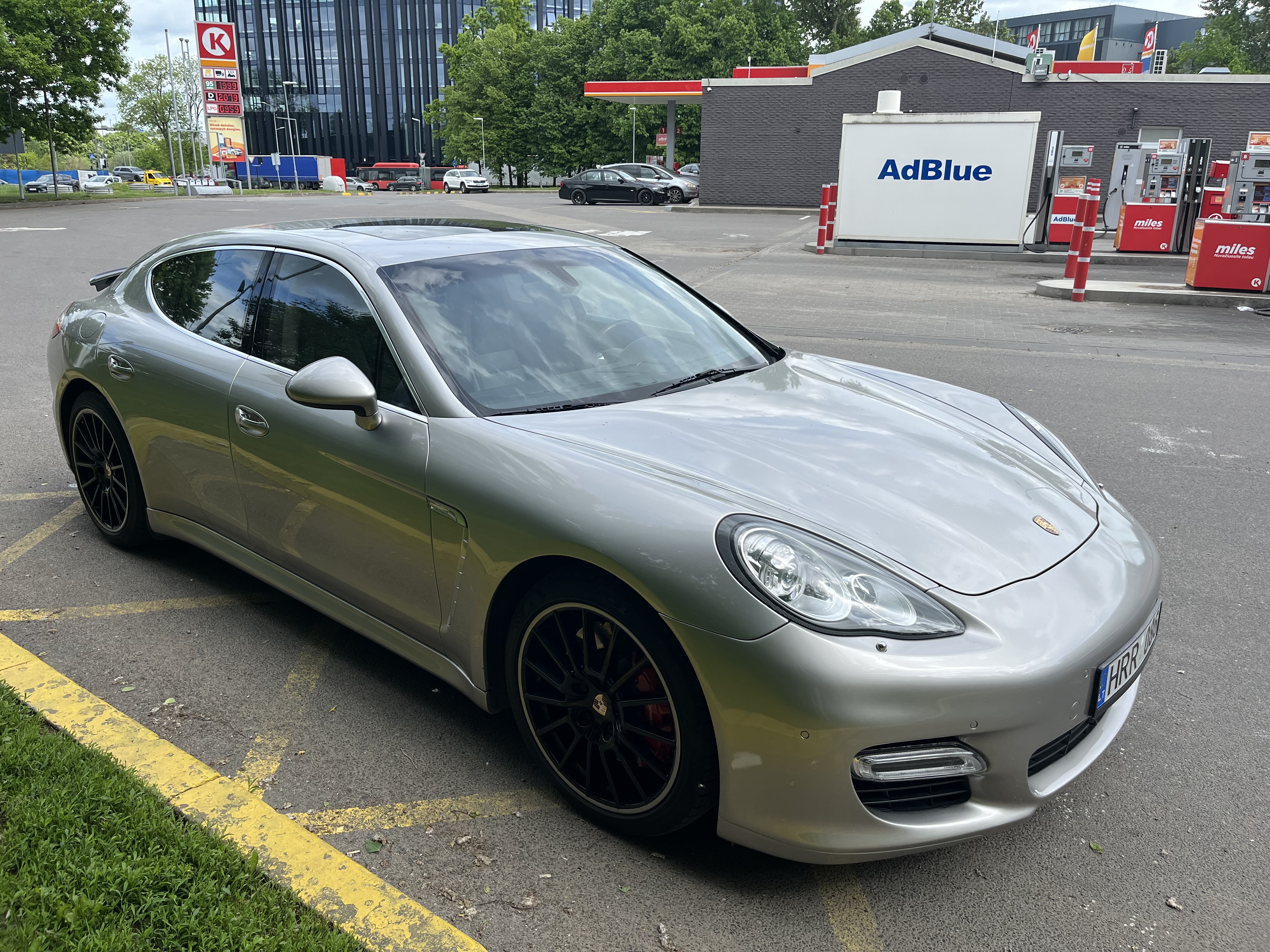 Porsche Panamera Turbo 2010