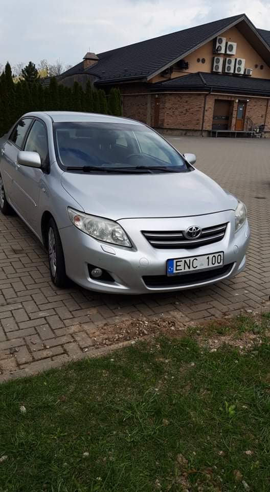 Toyota  Corolla  2009