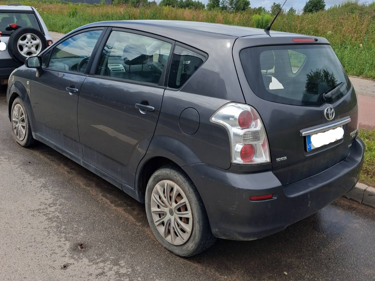 toyota corolla verso 2007