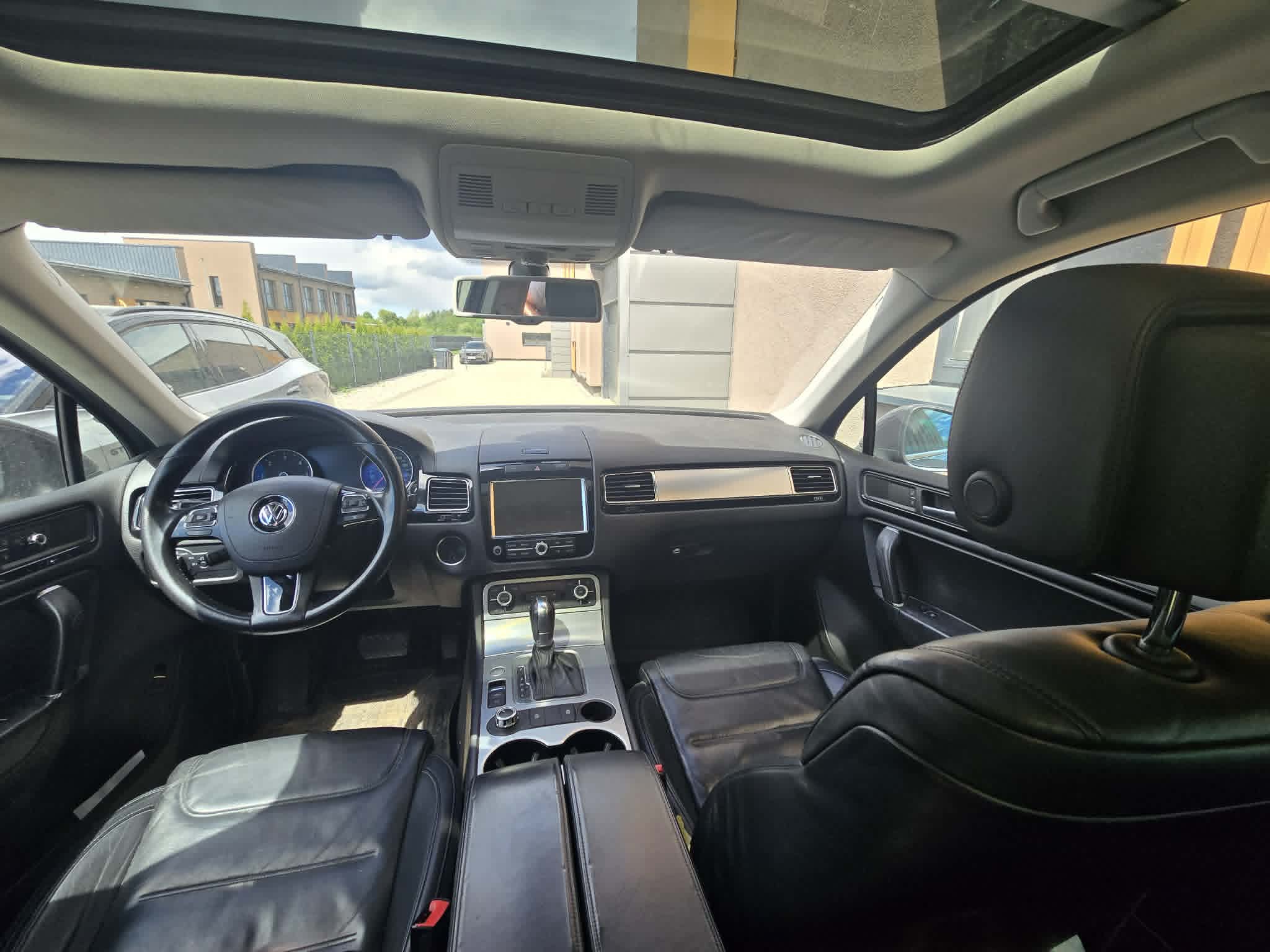 VW Touareg 2012