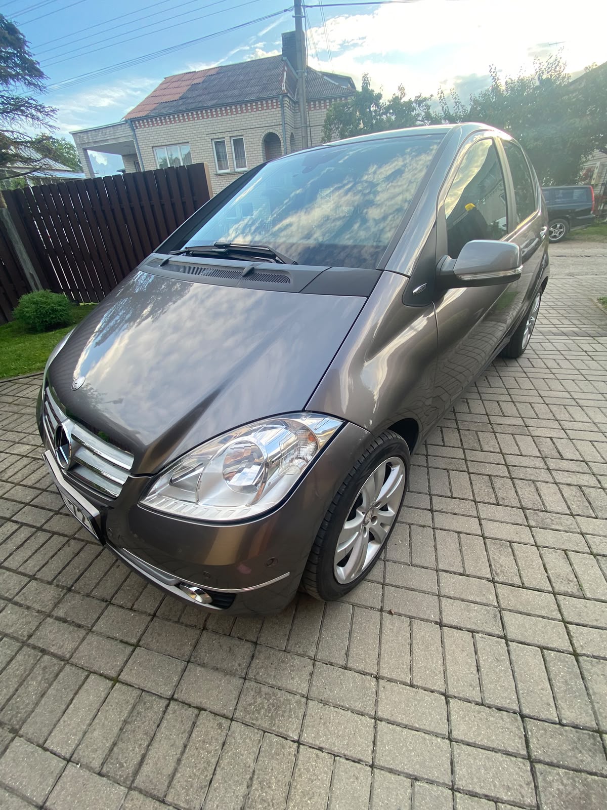 Mercedes Benz A180 2010